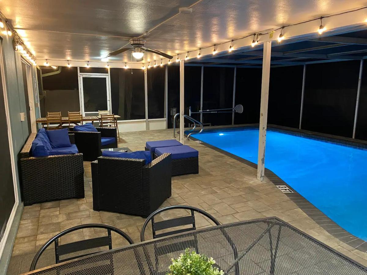 Spacious 5 Bedrooms 3 Bathrooms Family-Friendly Home With Heated Salt Pool Clearwater Eksteriør billede