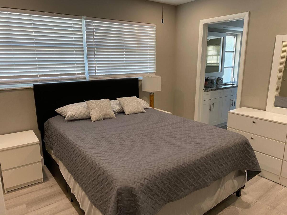 Spacious 5 Bedrooms 3 Bathrooms Family-Friendly Home With Heated Salt Pool Clearwater Eksteriør billede